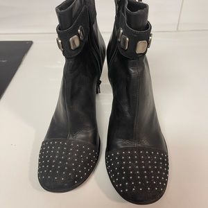 Bernardo ankle boots